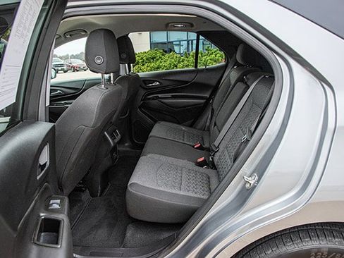 Used 2024 Chevrolet Equinox LT image 15