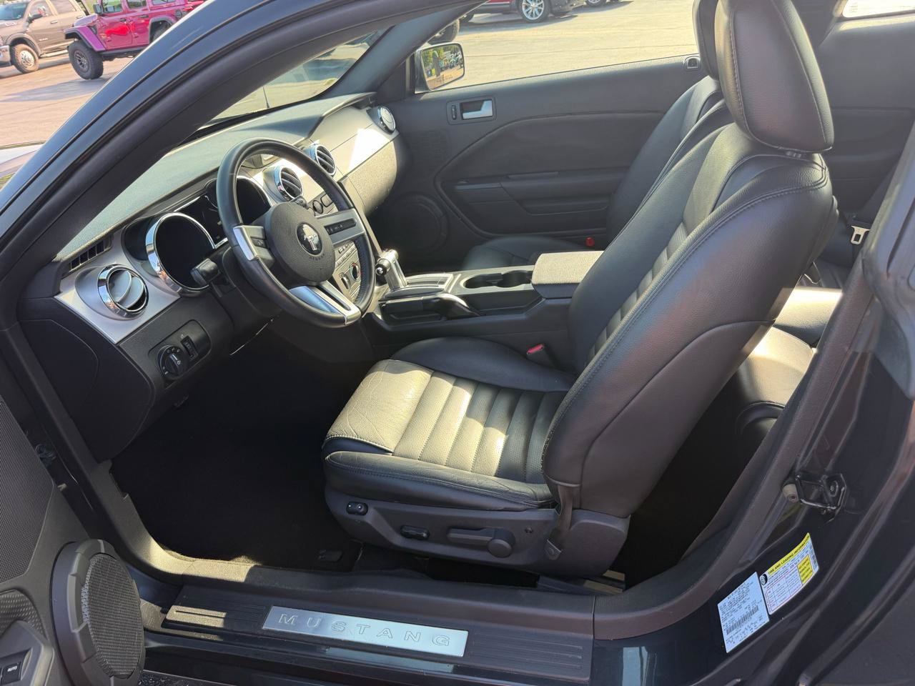 Used 2007 Ford Mustang GT RWD image 12