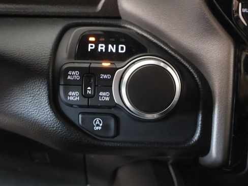 Used 2025 RAM 1500 Big Horn AWD/4WD image 9