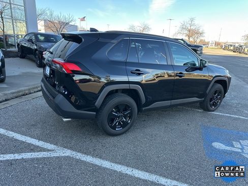 Used 2024 Toyota RAV4 XLE image 31