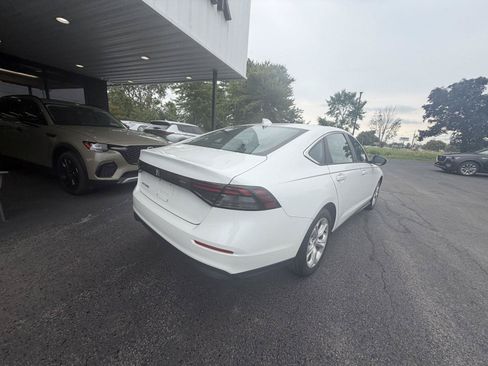 Used 2024 Honda Accord LX image 8