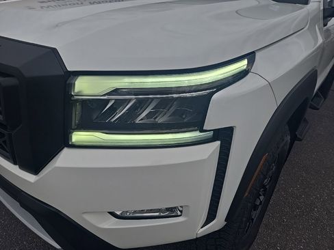 Used 2024 Nissan Frontier PRO-4X w/ Off-Road Protection Package image 33