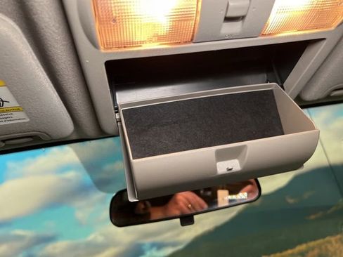 Used 2021 Nissan Frontier SV image 41