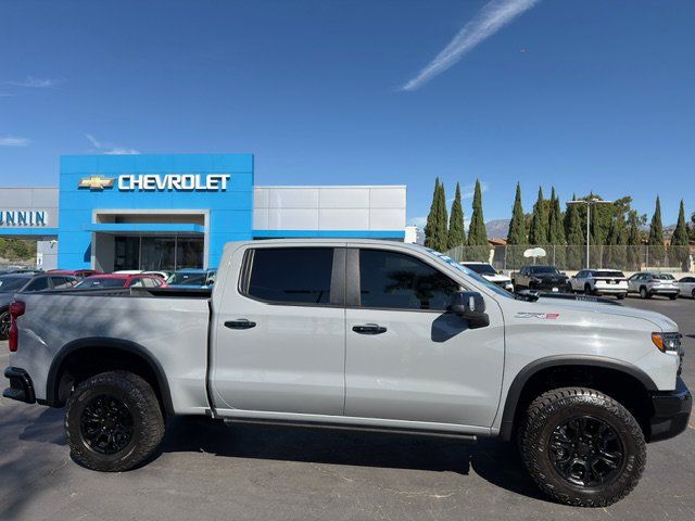 Used 2024 Chevrolet Silverado 1500 ZR2 AWD/4WD image 9