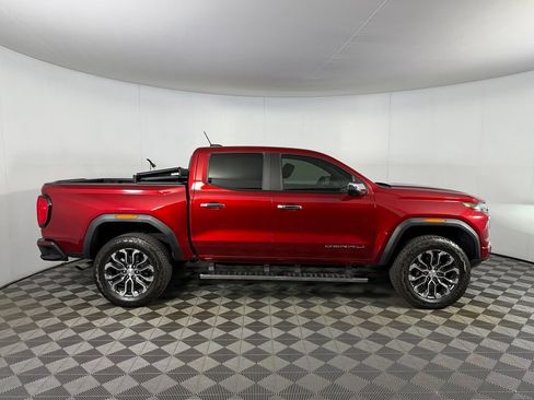 Used 2025 GMC Canyon Denali AWD/4WD image 5