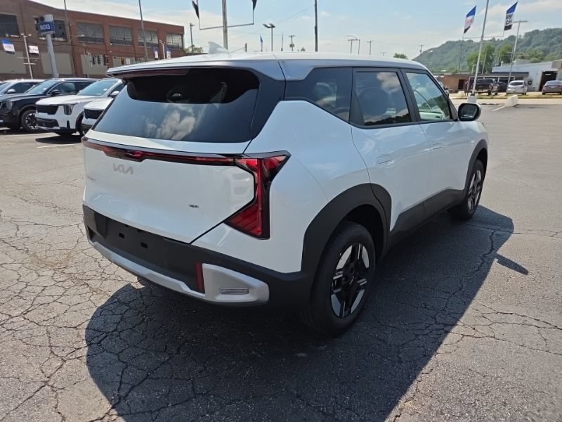 New 2027 Kia Seltos LX AWD/4WD image 7