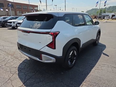 New 2027 Kia Seltos LX AWD/4WD image 7