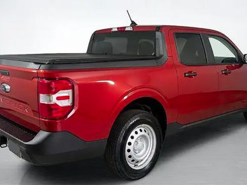 Used 2024 Ford Maverick XL FWD image 5