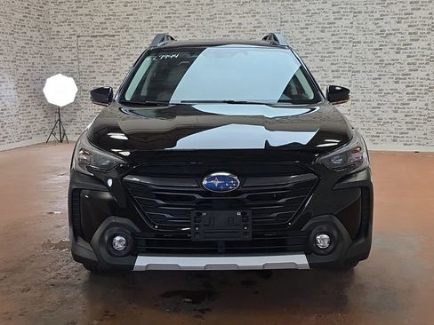 Used 2023 Subaru Outback Limited AWD/4WD image 2