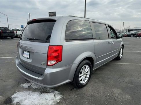 Used 2014 Dodge Grand Caravan SXT image 8