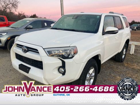 Used 2020 Toyota 4Runner SR5 Premium image 1