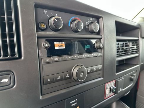 New 2026 GMC Savana 2500 Extended RWD image 14