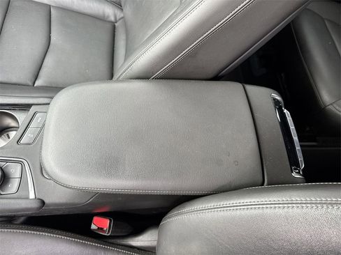 Used 2021 Cadillac XT6 Premium Luxury image 24