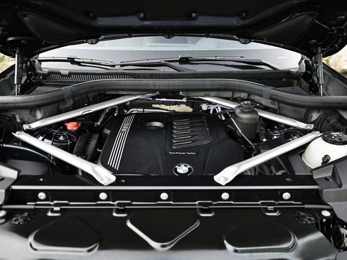 Used 2022 BMW X5 xDrive40i w/ Premium Package image 30