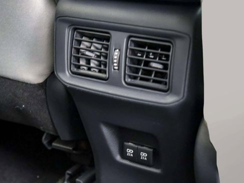 Used 2019 Toyota RAV4 XLE image 33