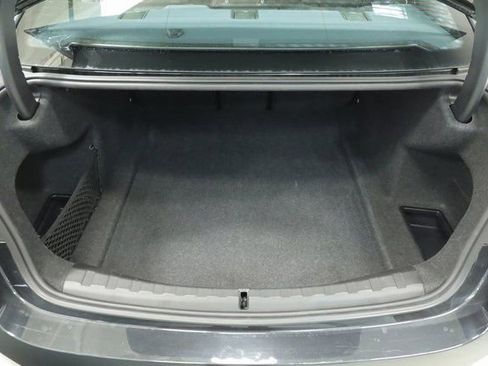 Used 2024 BMW 330i xDrive Sedan image 31