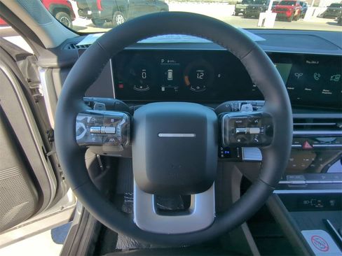 New 2026 Hyundai Santa Fe SE image 21