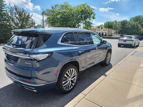 Used 2026 Buick Enclave Avenir w/ Super Cruise Package AWD/4WD image 10