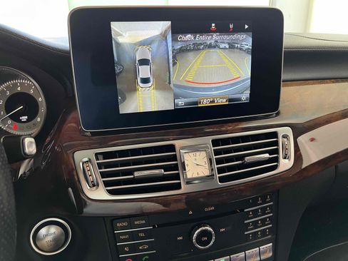 Used 2015 Mercedes-Benz CLS 550 image 7