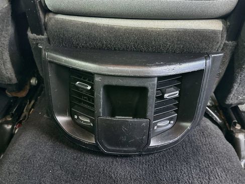Used 2024 RAM 2500 Big Horn AWD/4WD image 24