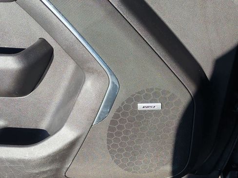 Used 2021 Chevrolet Tahoe Premier w/ Premium Package image 31