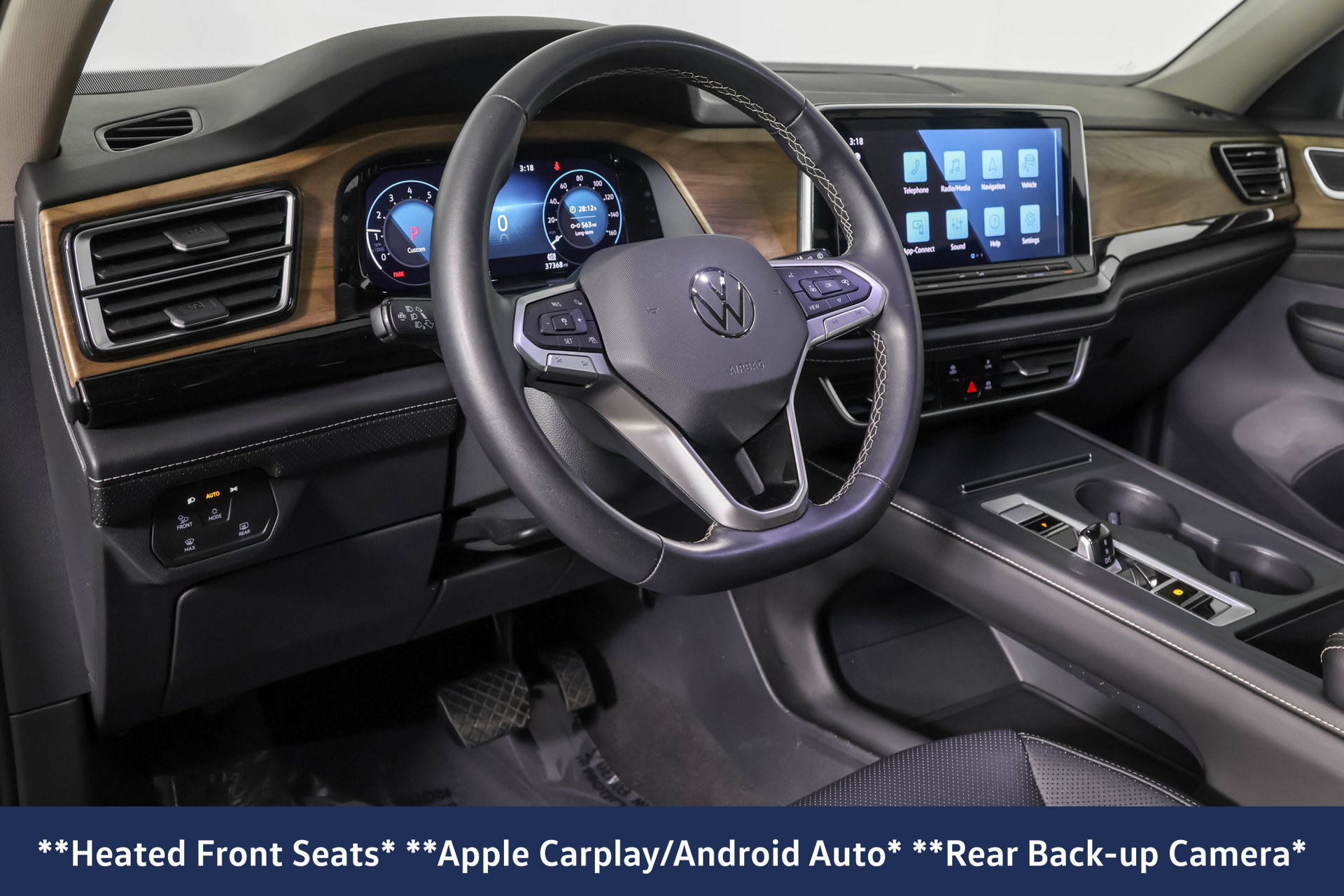 Used 2024 Volkswagen Atlas SE AWD/4WD image 4
