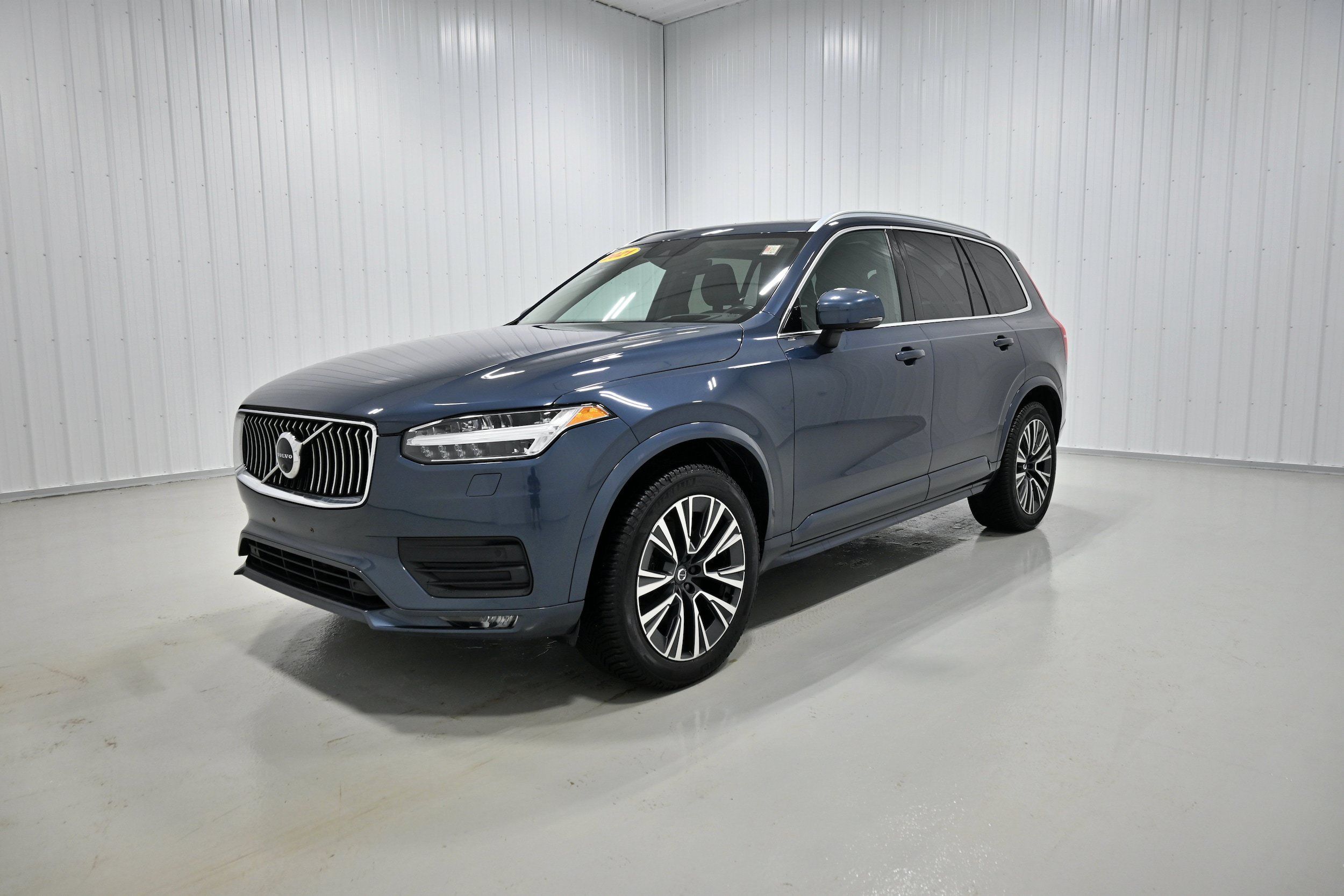 Used 2021 Volvo XC90 T6 Momentum w/ Protection Package Premier AWD/4WD image 25