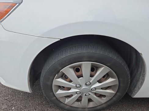 Used 2016 Nissan Sentra SV image 8