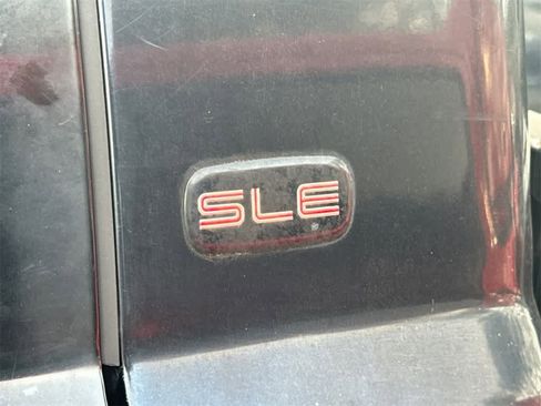 Used 2002 GMC Sierra 1500 SLE image 10