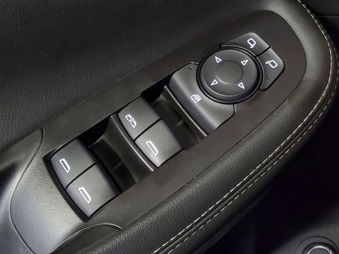 Used 2023 Buick Encore GX Essence w/ Experience Buick Package image 13