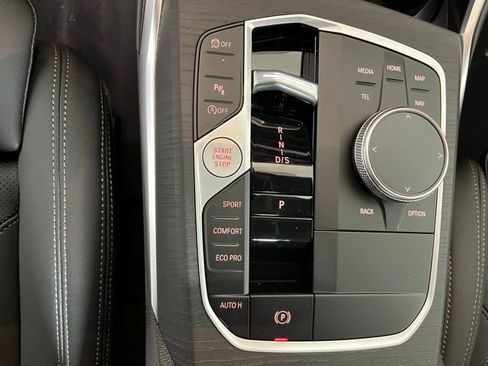 New 2026 BMW 330i xDrive Sedan w/ Premium Package image 11