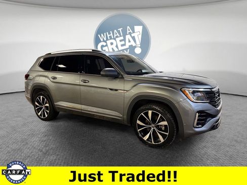 Used 2024 Volkswagen Atlas SEL Premium R-Line image 1