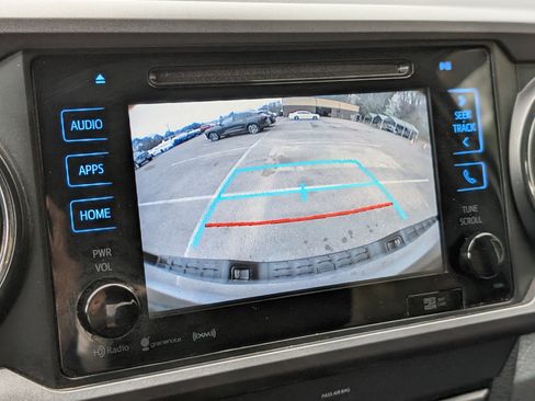 Used 2019 Toyota Tacoma TRD Sport image 27