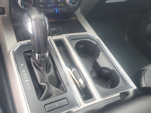 Used 2015 Ford F150 Lariat w/ Equipment Group 502A Luxury image 20