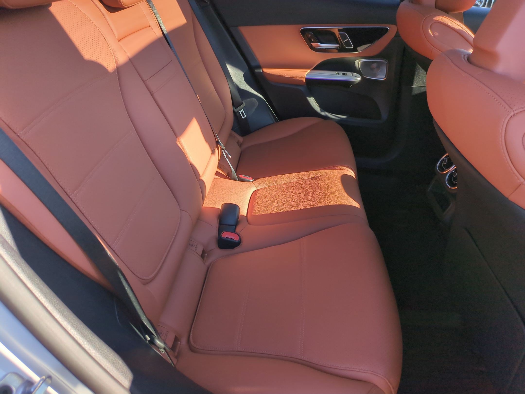 Certified 2026 Mercedes-Benz GLC 300 4MATIC image 34