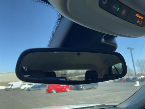 Used 2023 Buick Envision Preferred image 29