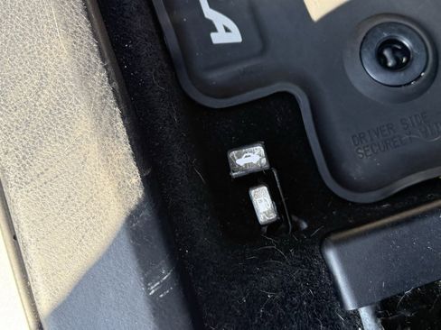 Used 2016 Toyota Corolla L image 17