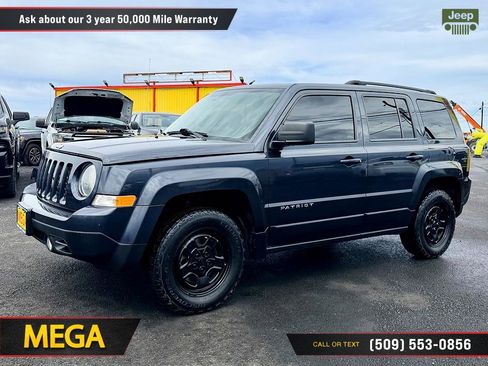 Used 2015 Jeep Patriot Sport w/ Power Value Group AWD/4WD image 2