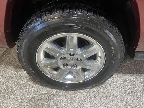 Used 2008 Jeep Commander Overland AWD/4WD image 28