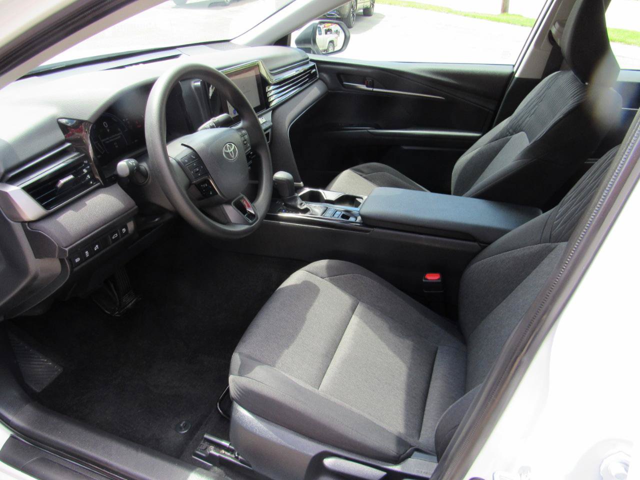 Used 2026 Toyota Camry LE FWD image 13