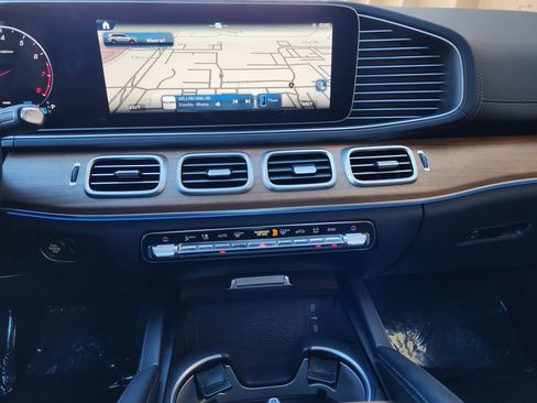 Certified 2026 Mercedes-Benz GLS 450 4MATIC image 16