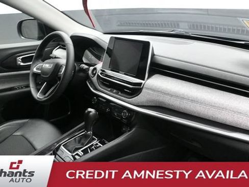 Used 2022 Jeep Compass Latitude AWD/4WD image 16