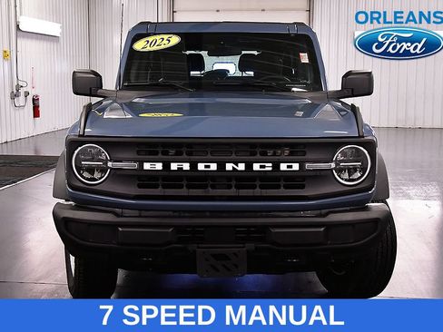 Used 2025 Ford Bronco 2-Door AWD/4WD image 2