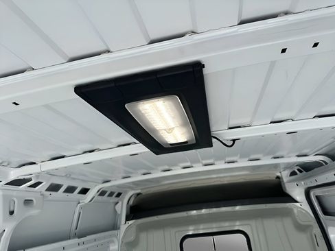 Used 2024 RAM ProMaster 2500 w/ Convenience Group FWD image 26