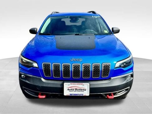 Used 2021 Jeep Cherokee Trailhawk w/ Comfort/Convenience Group AWD/4WD image 2