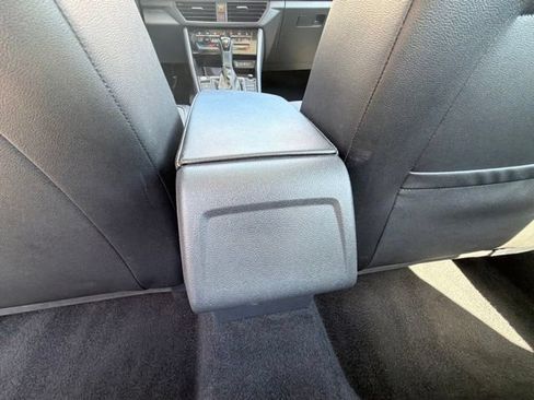 Used 2025 Volkswagen Jetta SE FWD image 14
