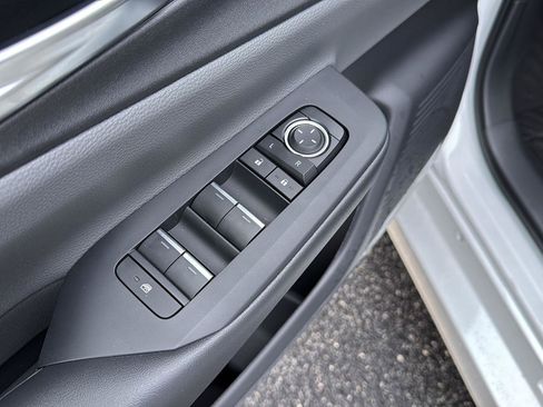 New 2026 Toyota Prius XLE image 28