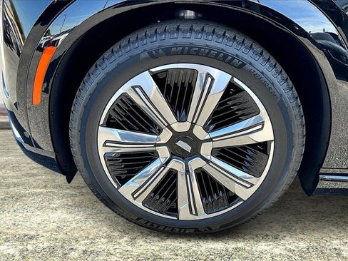 Certified 2025 Cadillac Escalade IQ Luxury 2 image 34