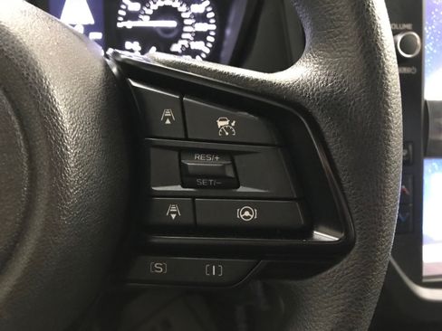 Used 2025 Subaru Forester AWD/4WD image 19