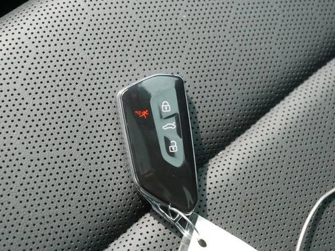 Certified 2023 Volkswagen ID.4 Pro S AWD/4WD image 37